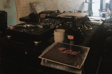 Antikka Café's live music played via a vinyl record player